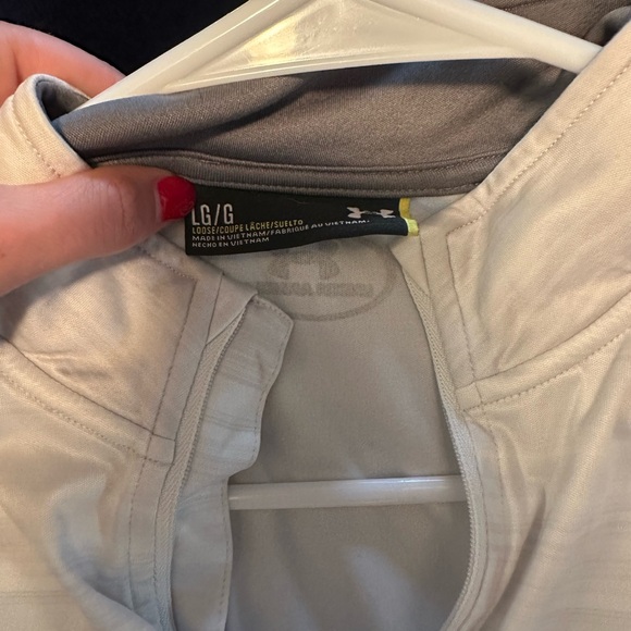 Underarmour L quarter zip white and grey GUC - Picture 2 of 4